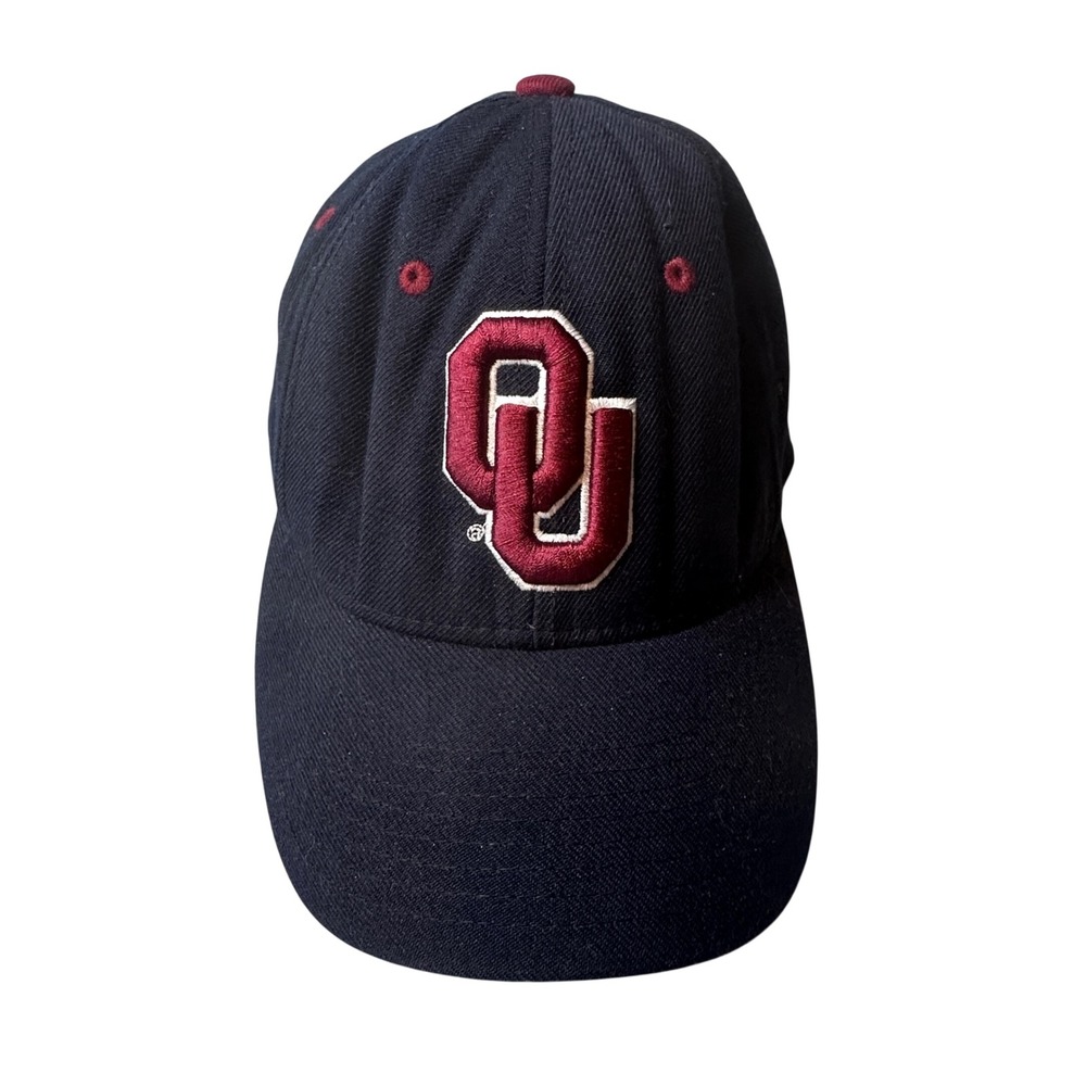 Oklahoma Sooners Zephyr Baseball Cap Mens 6 7/8 Navy‎ Fitted OU Logo Embroidered